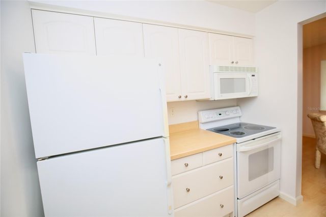 1713 BELLEAIR FOREST DRIVE C, Belleair, FL 33756