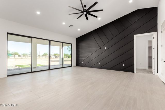 681 N BRUNER Road, Buckeye, AZ 85396