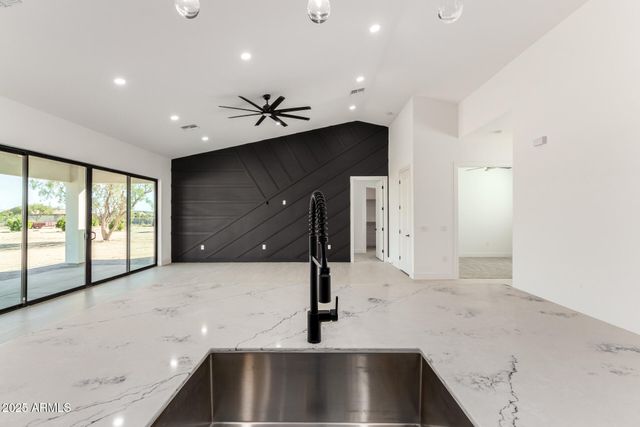 681 N BRUNER Road, Buckeye, AZ 85396