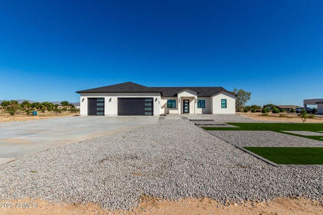 681 N BRUNER Road, Buckeye, AZ 85396