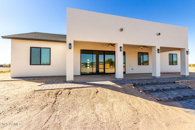 681 N BRUNER Road, Buckeye, AZ 85396