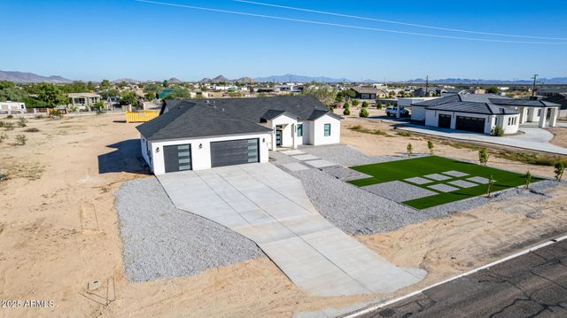681 N BRUNER Road, Buckeye, AZ 85396