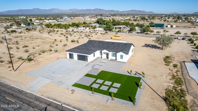 681 N BRUNER Road, Buckeye, AZ 85396