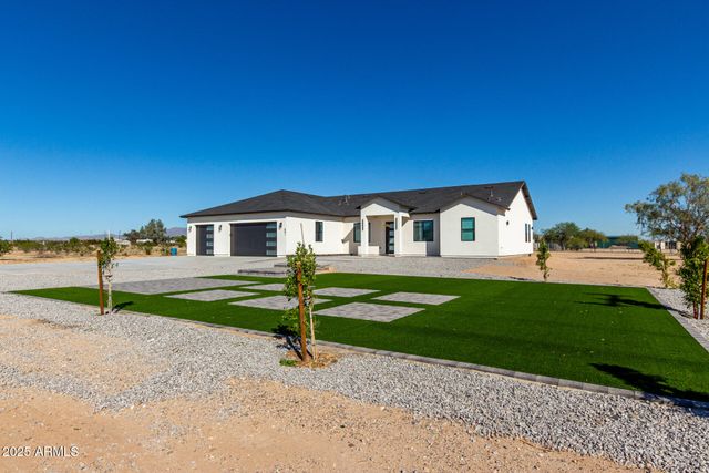 681 N BRUNER Road, Buckeye, AZ 85396