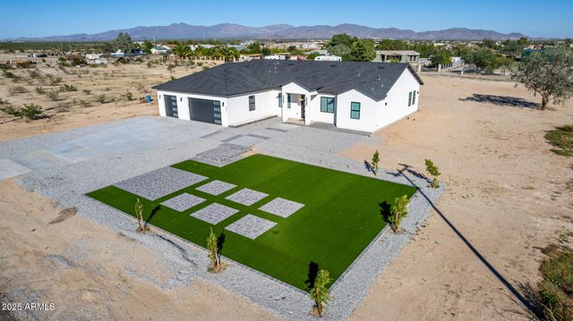 681 N BRUNER Road, Buckeye, AZ 85396