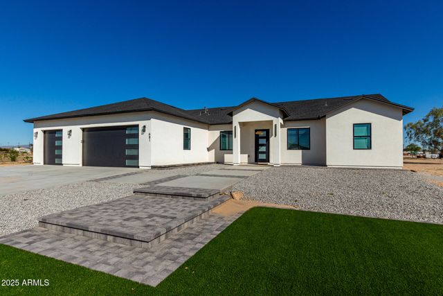 681 N BRUNER Road, Buckeye, AZ 85396