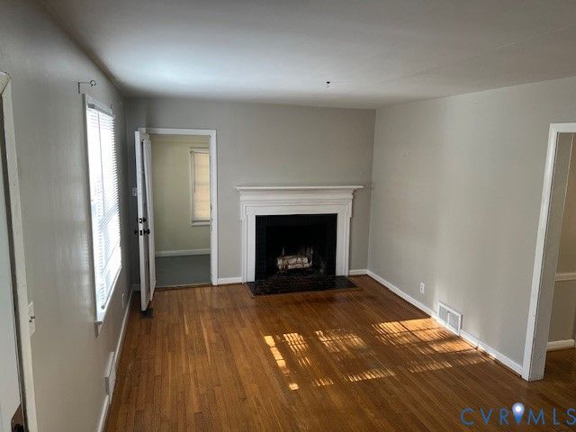 7716 Patterson Ave, Henrico, VA 23229