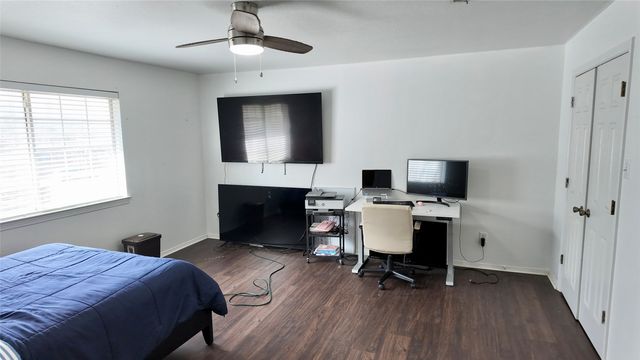 1320 Bold Forbes Drive, Grand Prairie, TX 75052