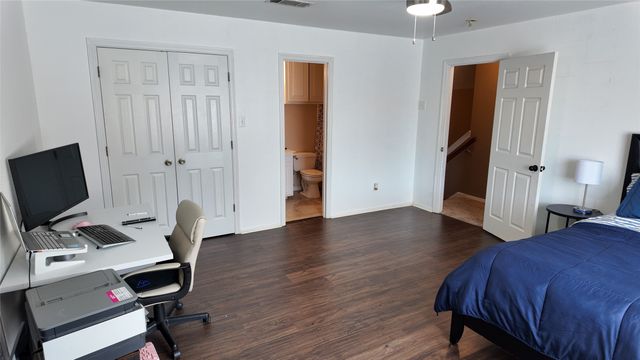 1320 Bold Forbes Drive, Grand Prairie, TX 75052