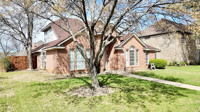 1320 Bold Forbes Drive, Grand Prairie, TX 75052