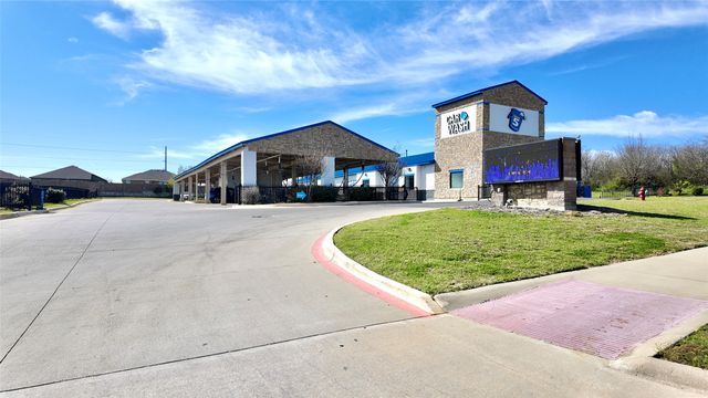 1320 Bold Forbes Drive, Grand Prairie, TX 75052