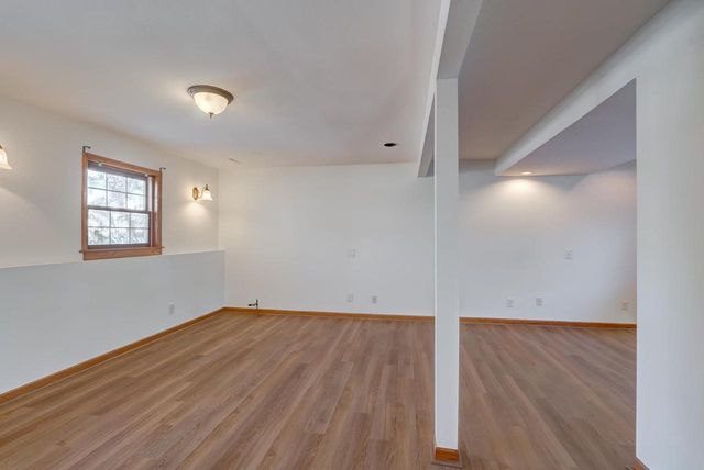 2806 Wentworth Drive, Madison, WI 53719