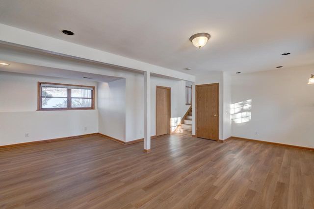 2806 Wentworth Drive, Madison, WI 53719