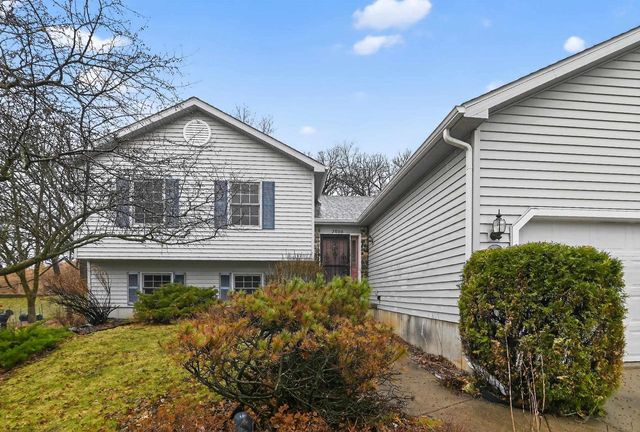 2806 Wentworth Drive, Madison, WI 53719