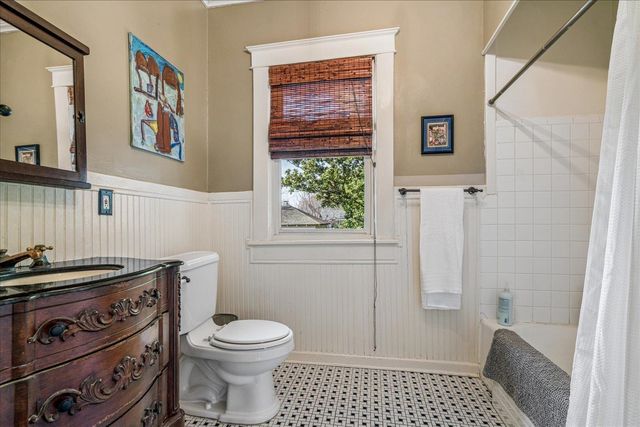 1770 CARR AVE, Memphis, TN 38104