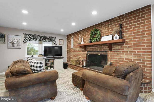 1812 MILLER DR, Finksburg, MD 21048