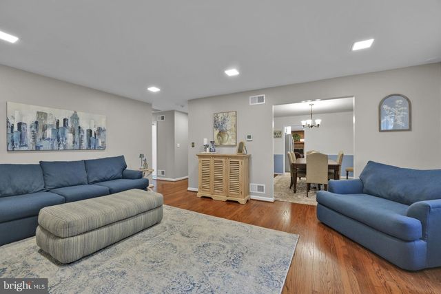 1812 MILLER DR, Finksburg, MD 21048