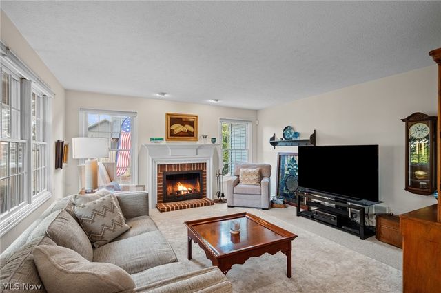 5318 New Haven Court, Sheffield Village, OH 44054