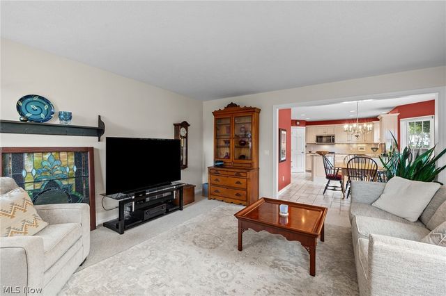 5318 New Haven Court, Sheffield Village, OH 44054