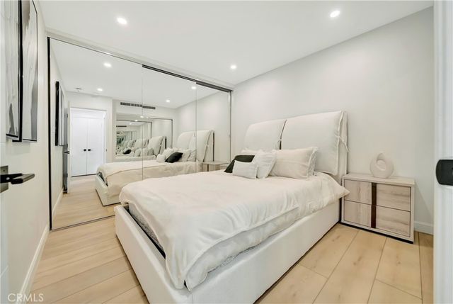 2170 Century Park E 208, Los Angeles, CA 90067