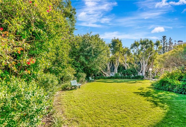 2170 Century Park E 208, Los Angeles, CA 90067