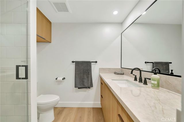 2170 Century Park E 208, Los Angeles, CA 90067