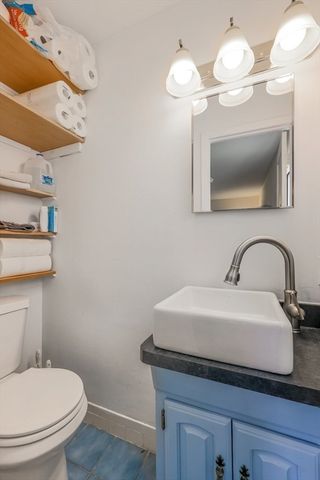 44 Temi Rd, Holliston, MA 01746