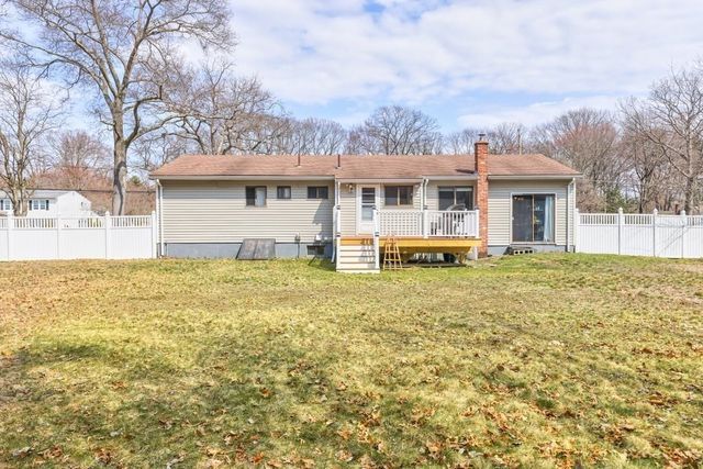 44 Temi Rd, Holliston, MA 01746