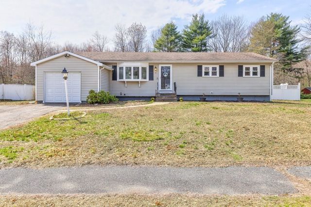 44 Temi Rd, Holliston, MA 01746