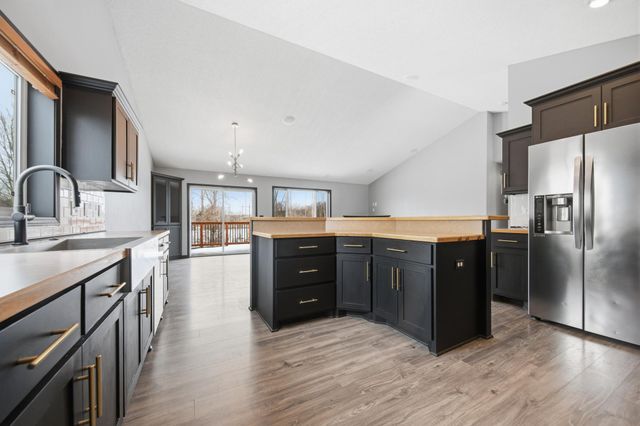 18956 Helen Way, Big Lake, MN 55309