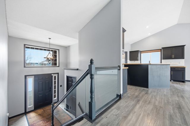 18956 Helen Way, Big Lake, MN 55309