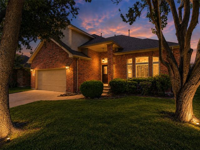 1728 Forest Glen Drive, Flower Mound, TX 75028