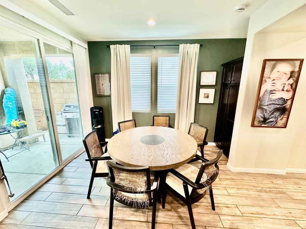 Image 14 of property listing at 905 Wishon Avenue W, Madera, CA 93636
