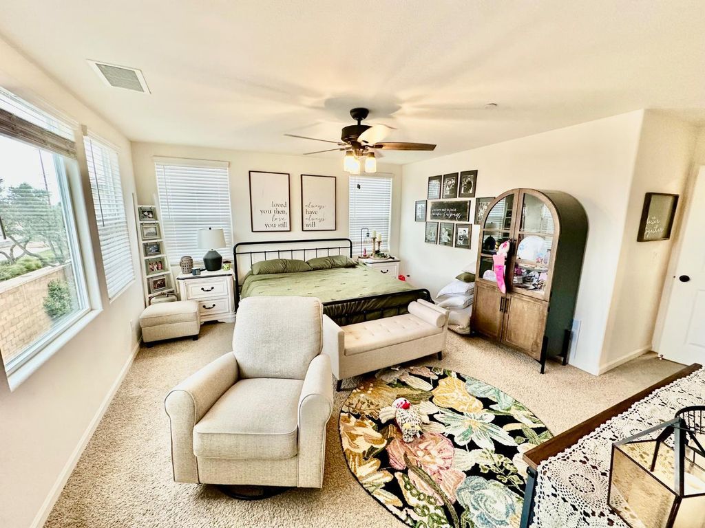 Image 19 of property listing at 905 Wishon Avenue W, Madera, CA 93636