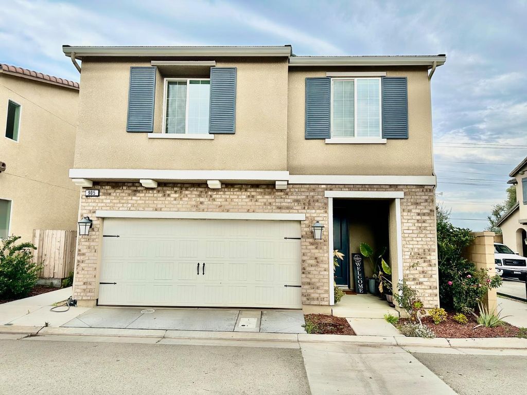 Image 2 of property listing at 905 Wishon Avenue W, Madera, CA 93636