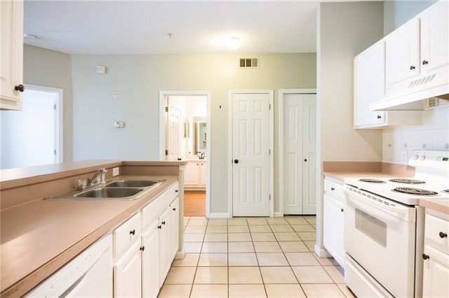 955 Juniper Street NE 3228, Atlanta, GA 30309