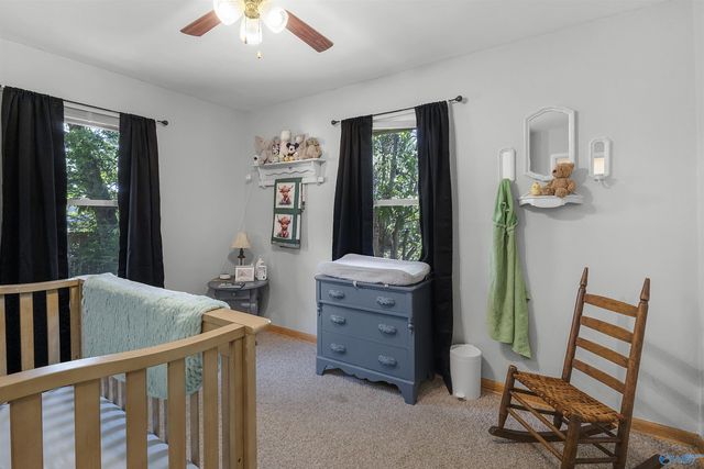 404 Cedar Street NW, Hartselle, AL 35640