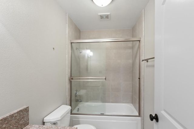 6835 Diamond Dr, Pollock Pines, CA 95726