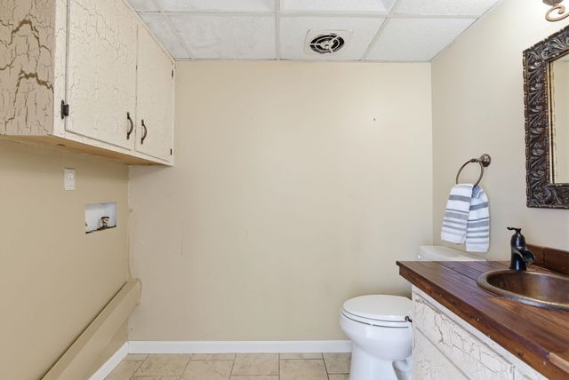 937 N Marguerite Pkwy, Derby, KS 67037