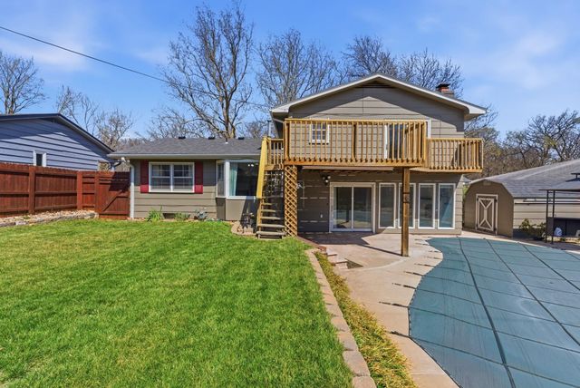 937 N Marguerite Pkwy, Derby, KS 67037