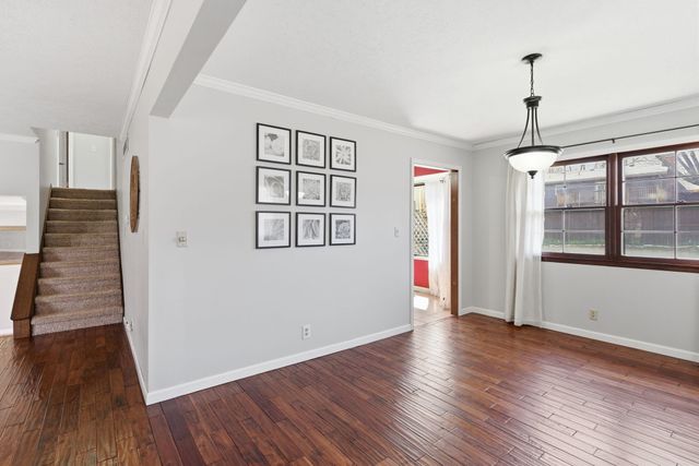 937 N Marguerite Pkwy, Derby, KS 67037