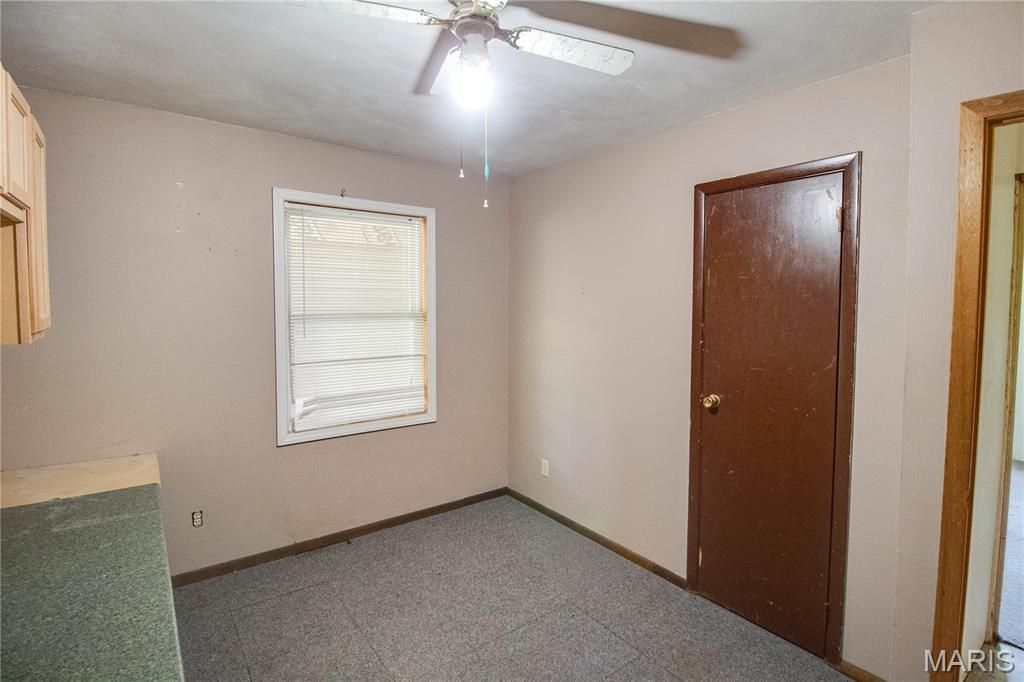 Image 26 of property listing at 511 S Pearl Street, Jerseyville, IL 62052