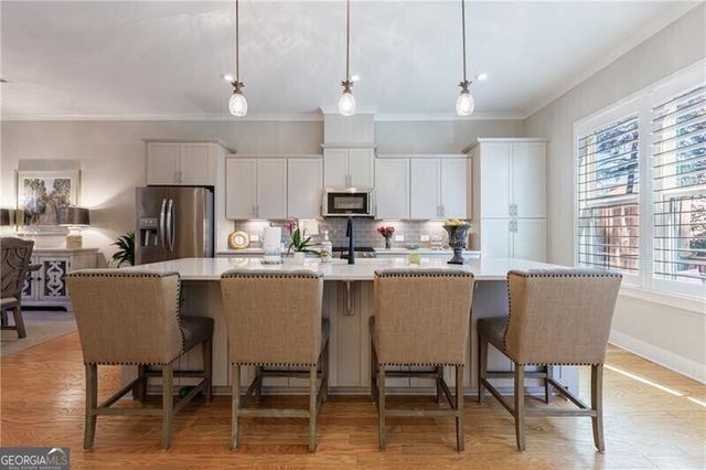 767 Hadley Lane NE, Marietta, GA 30068