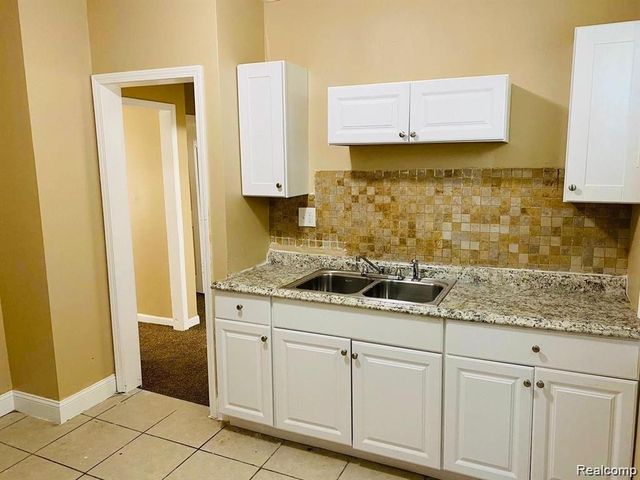 3309 Doris Street, Detroit, MI 48238