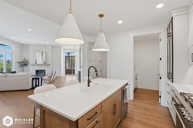 1901 Country Club Drive, Coralville, IA 52241