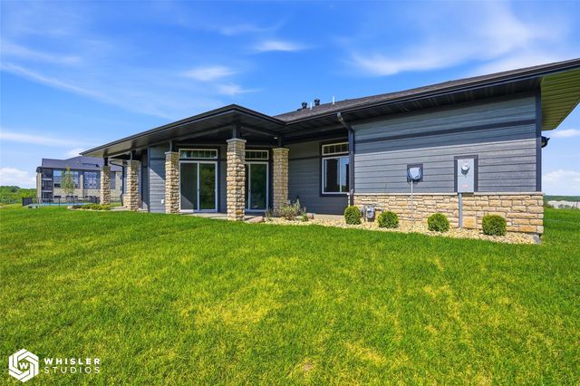 1901 Country Club Drive, Coralville, IA 52241