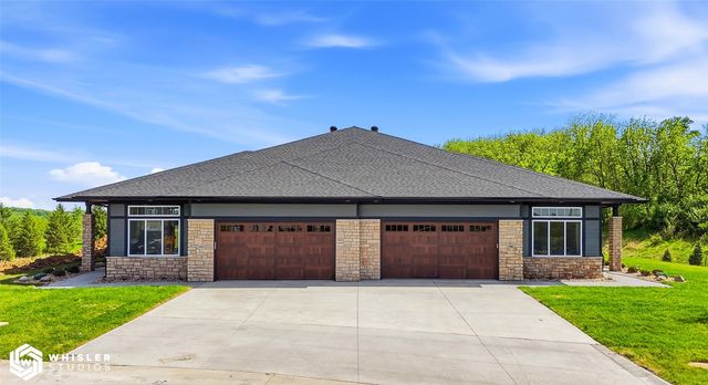 1901 Country Club Drive, Coralville, IA 52241