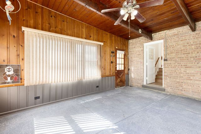 360 Streamside Drive, Harvey, IL 60426