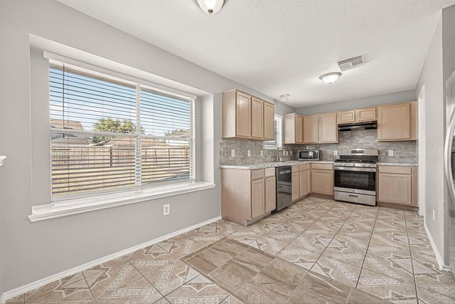 7410 Bahia Lane, Houston, TX 77489