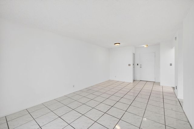 720 Orton Avenue 704, Fort Lauderdale, FL 33304